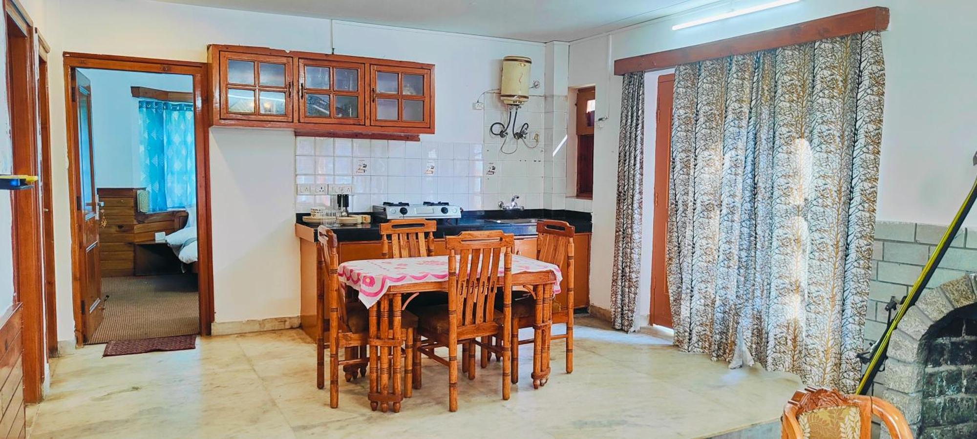 Serene Colonel Zorawar Holiday home Manali (Himachal Pradesh)