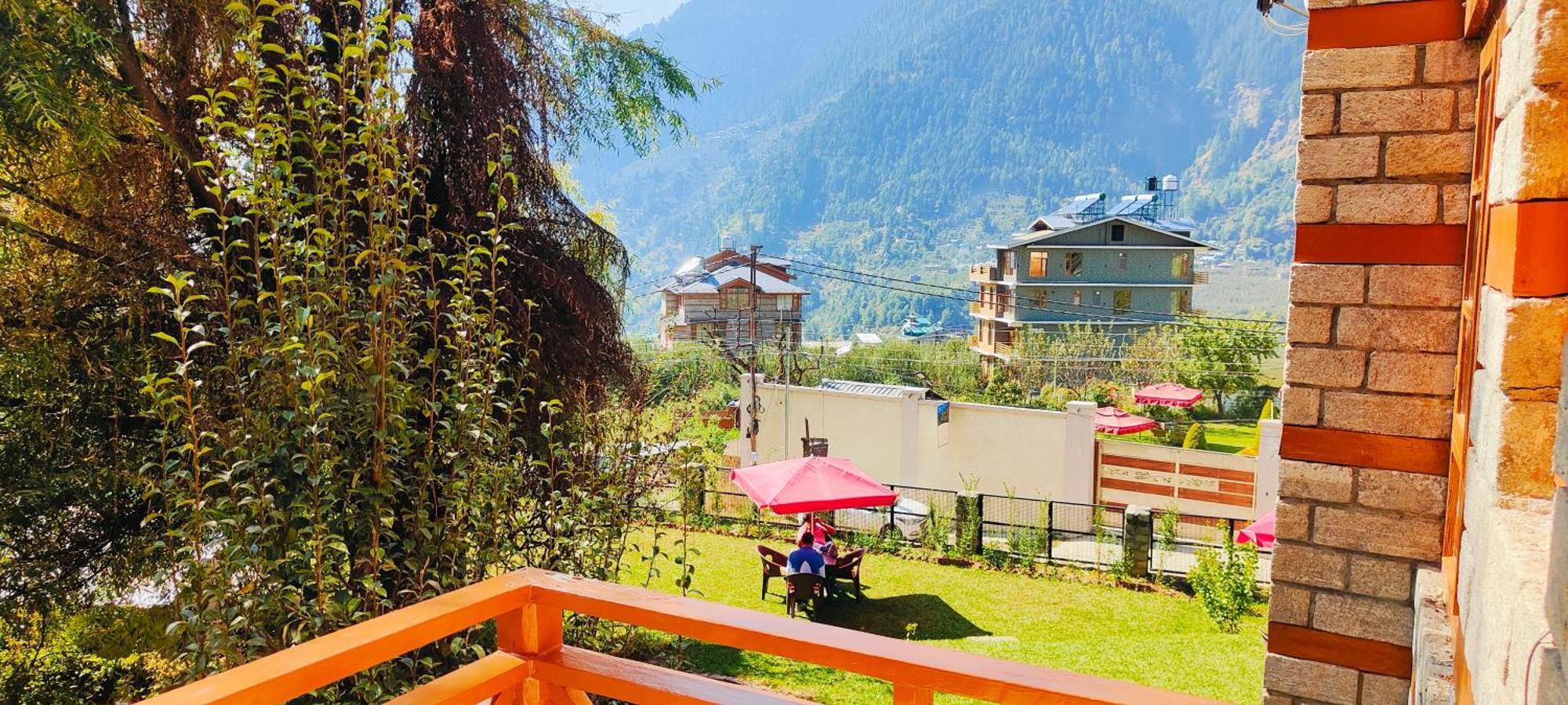 Serene Colonel Zorawar Manali (Himachal Pradesh)