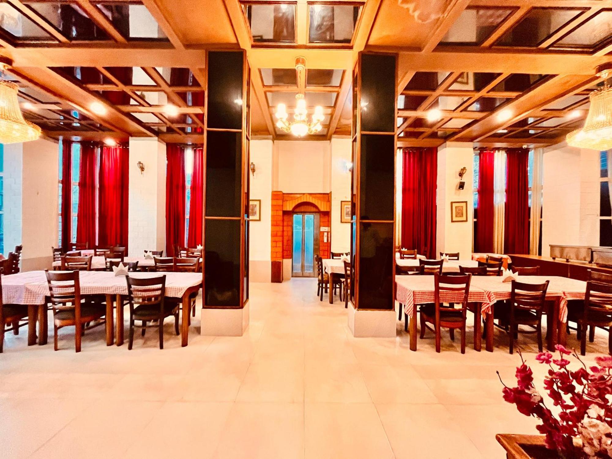 The Town House - Lavish & Luxury Near Mall Road Hotel Manali (Himachal Pradesh)