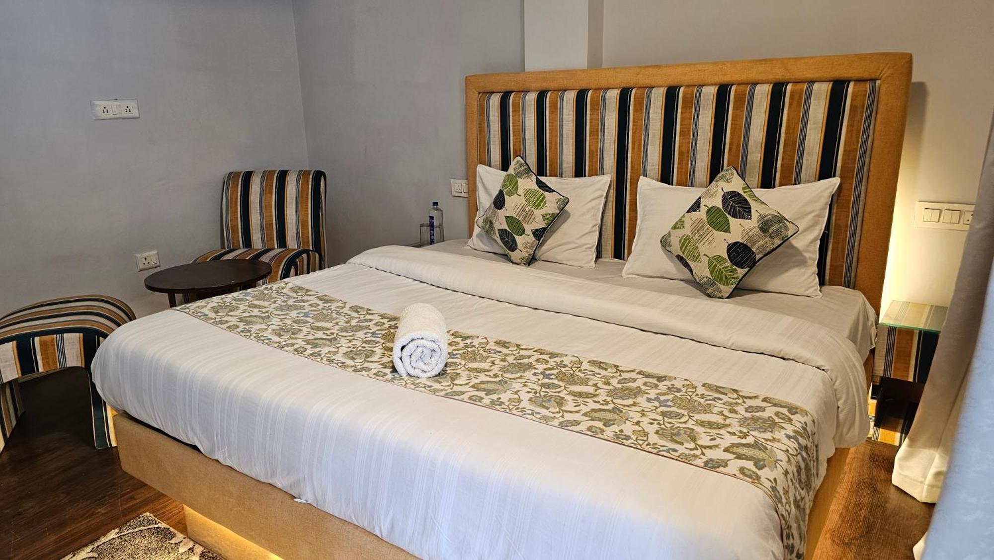 English Rose, #personal Parking, #petfriendly, #garden, #bonfire Under The Stars *