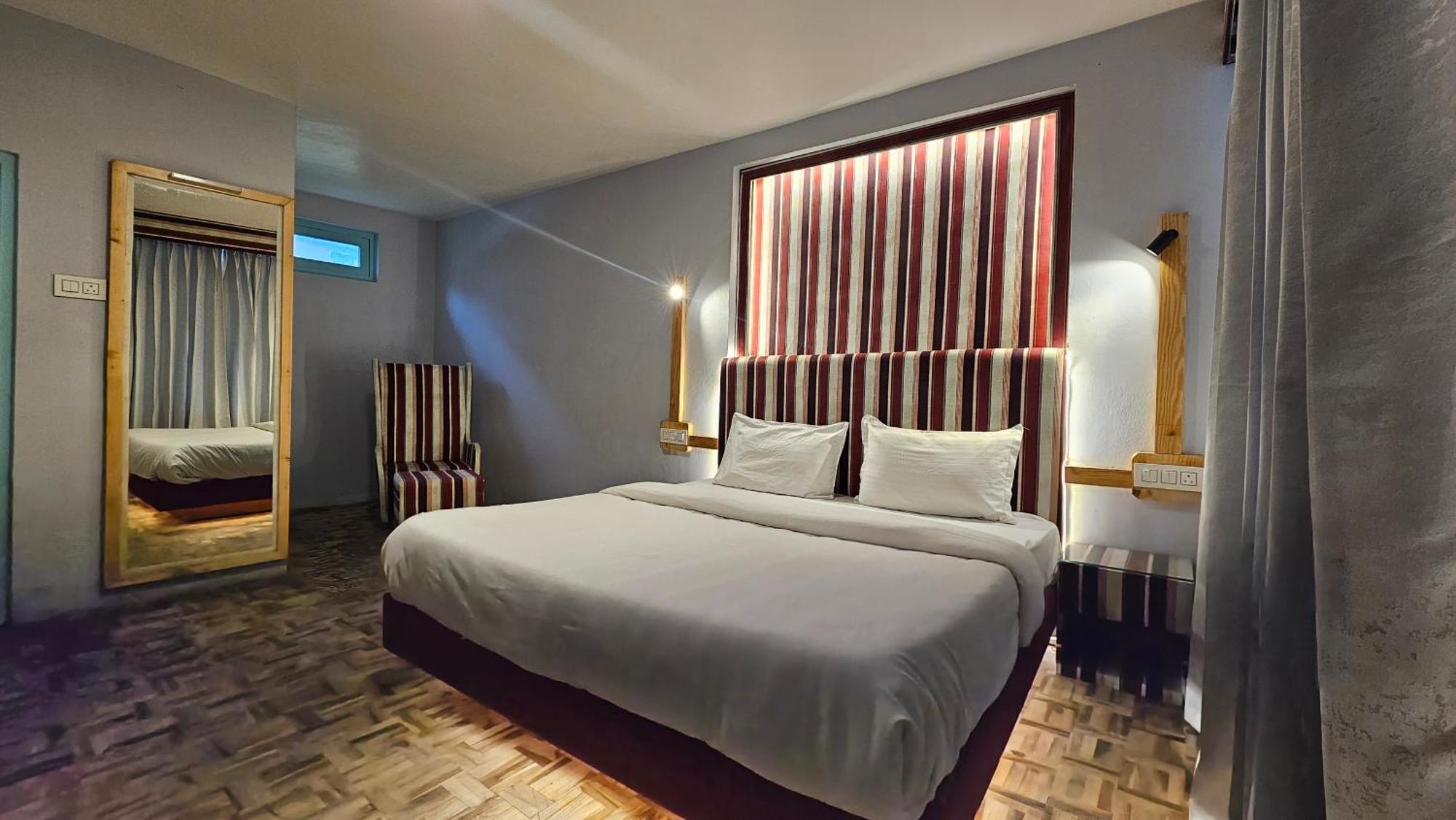 English Rose, #personal Parking, #petfriendly, #garden, #bonfire Under The Stars *