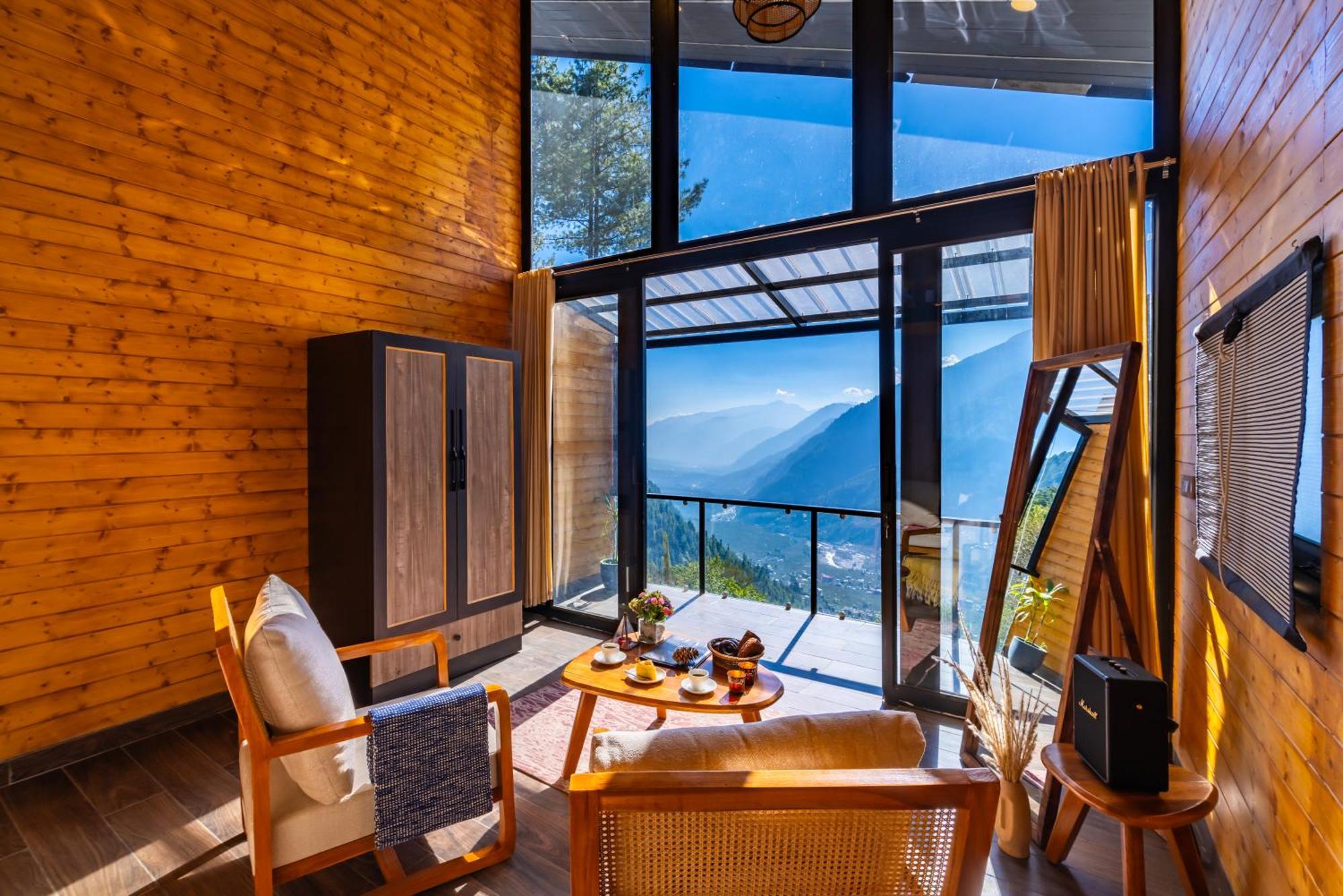 Lodge Montane , Sethan *