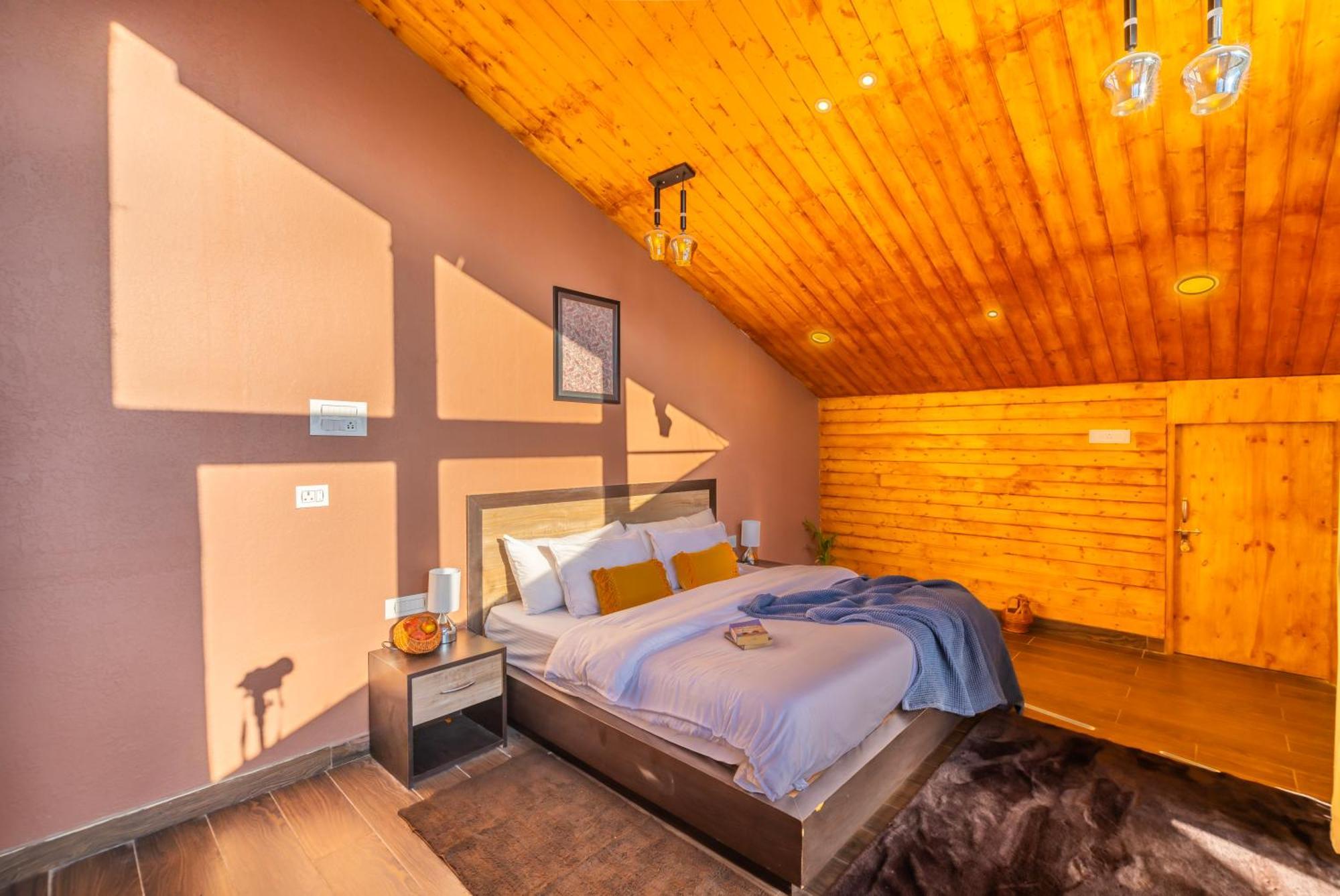 Montane , Sethan Lodge Manali (Himachal Pradesh)