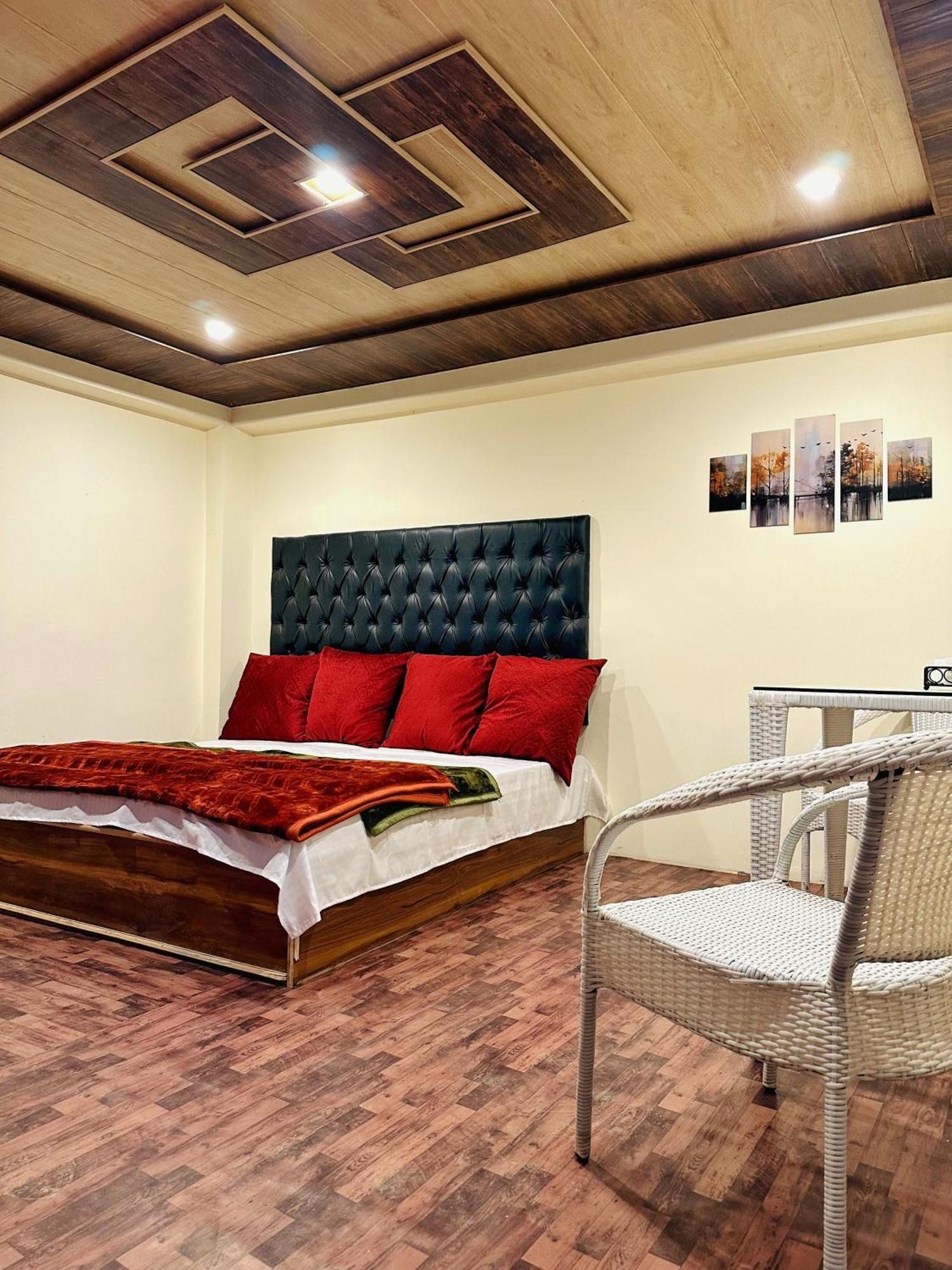 Wandercrew Hostel Manali (Himachal Pradesh)