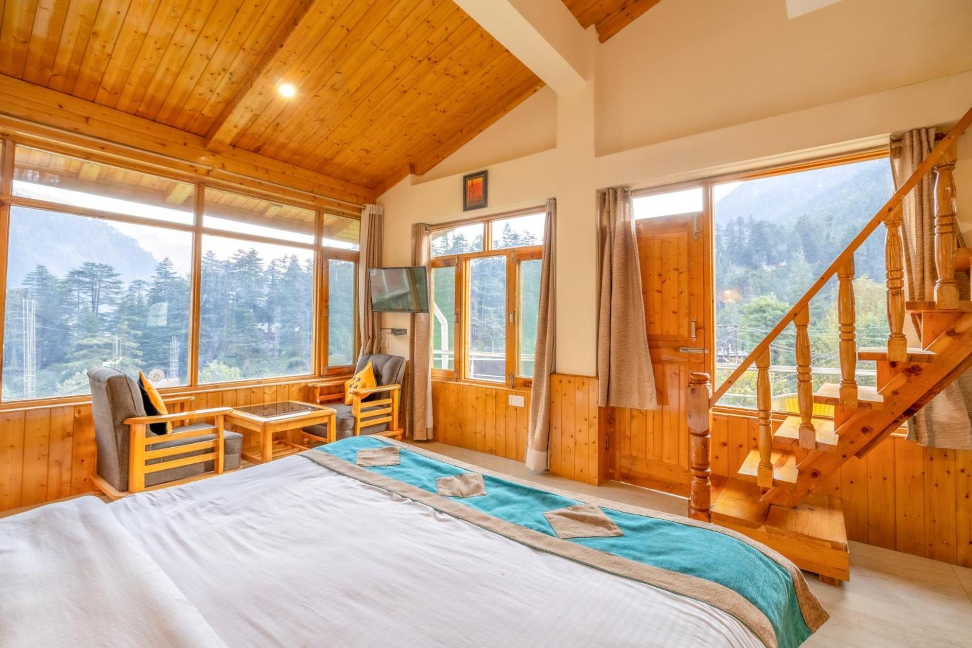 Hide-in Old 2* Manali (Himachal Pradesh)