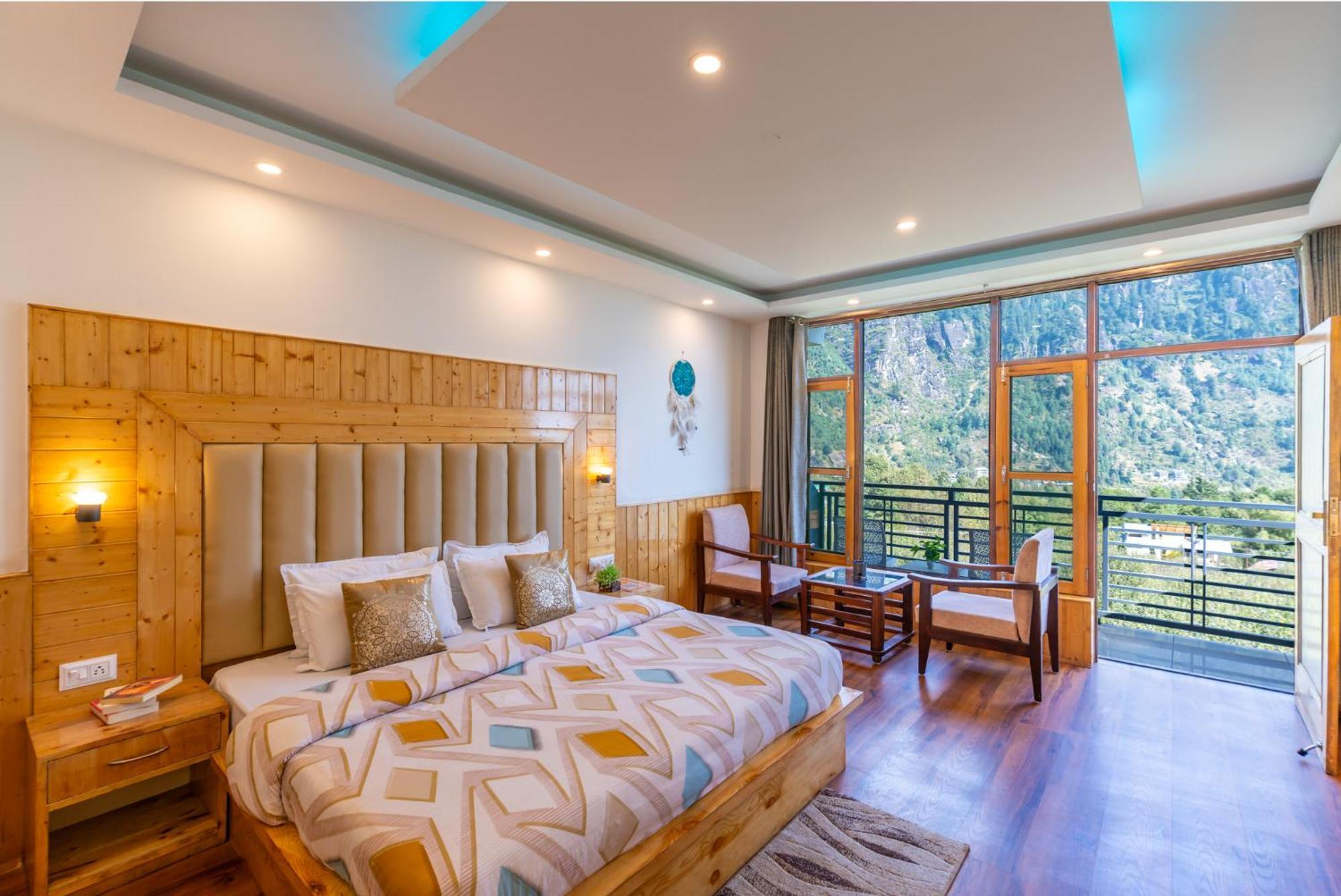 Hotel The 14 Gables, A Boutique Manali (Himachal Pradesh)
