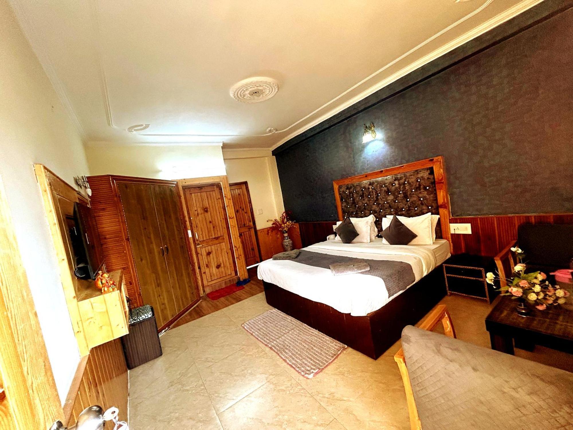 Elena Aastha - Valley View Country house Manali (Himachal Pradesh)