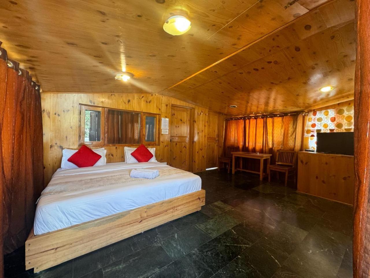 Bed & Breakfast Tiger Manali (Himachal Pradesh)
