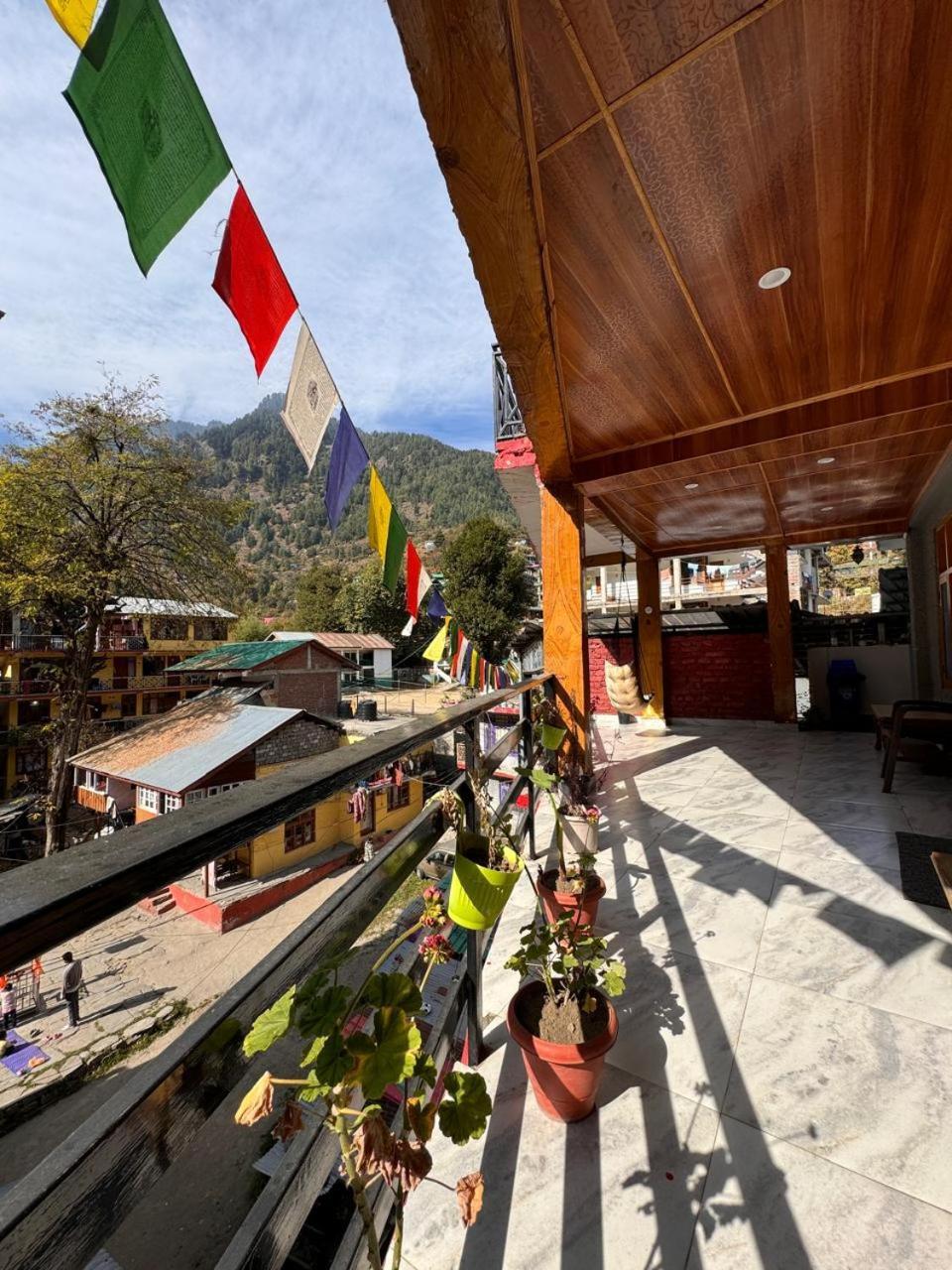Tiger Bed & Breakfast Manali (Himachal Pradesh)