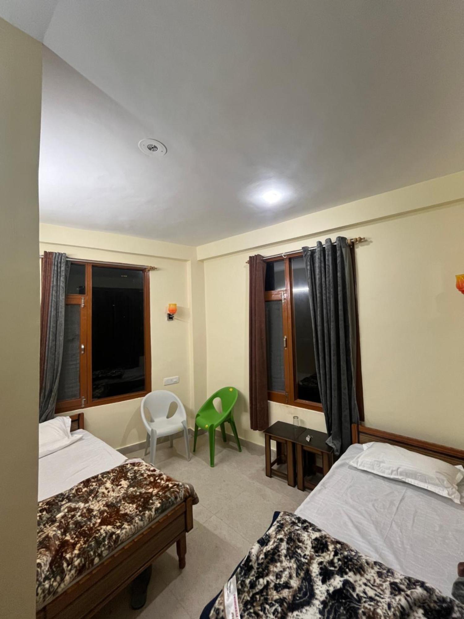 Old Skool Vibes Hotel 3*