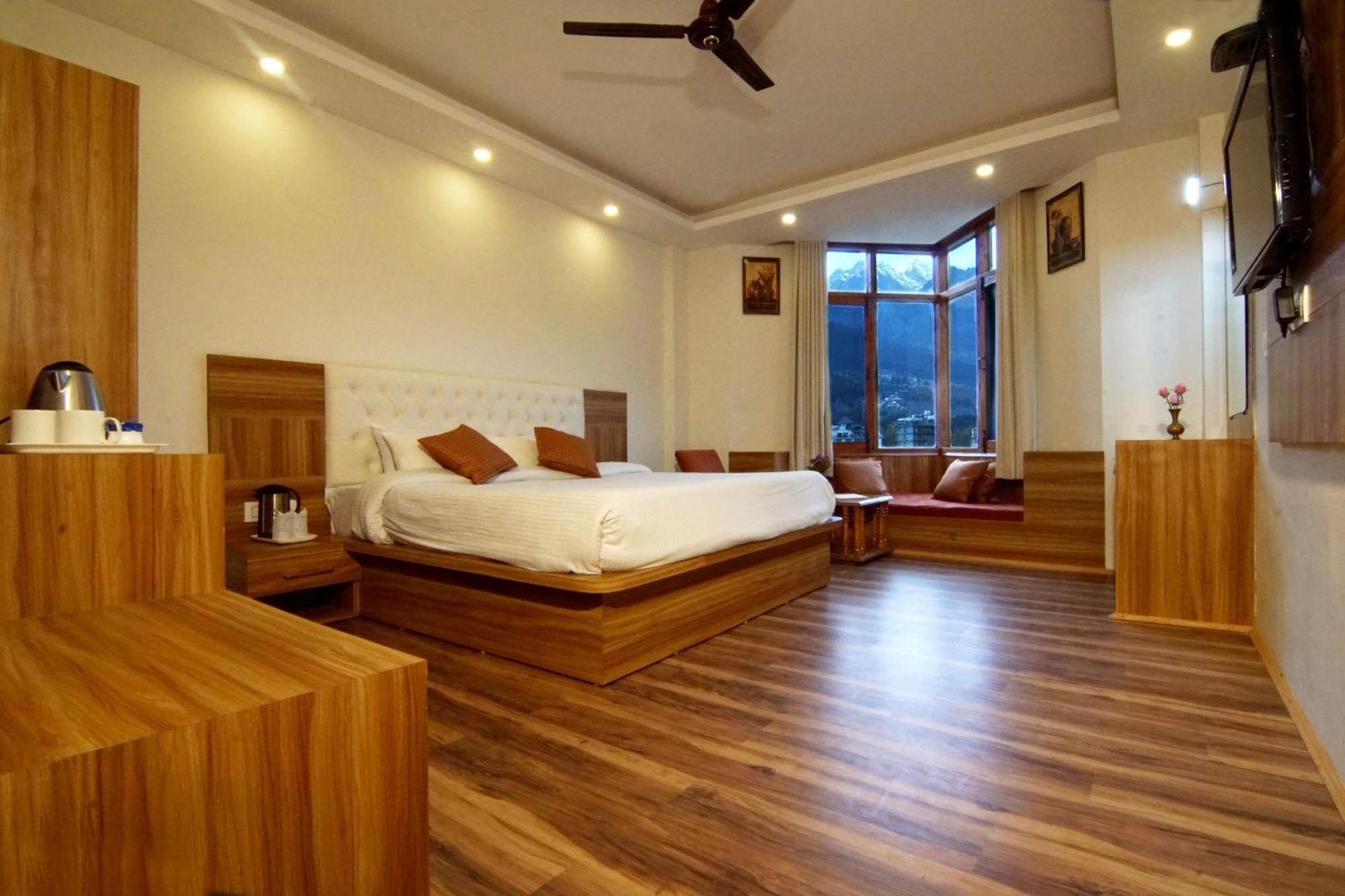 Hotel Park Residency