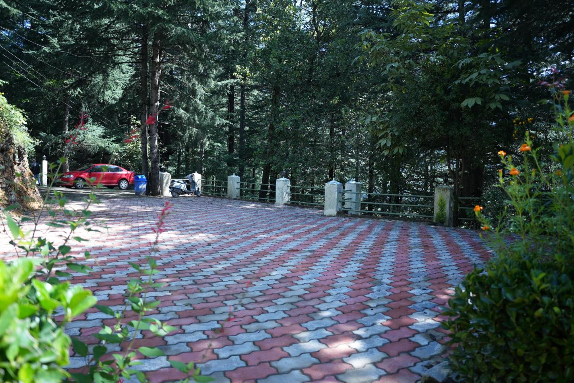 Hotel Sundazed By Edenhomes Manali (Himachal Pradesh)