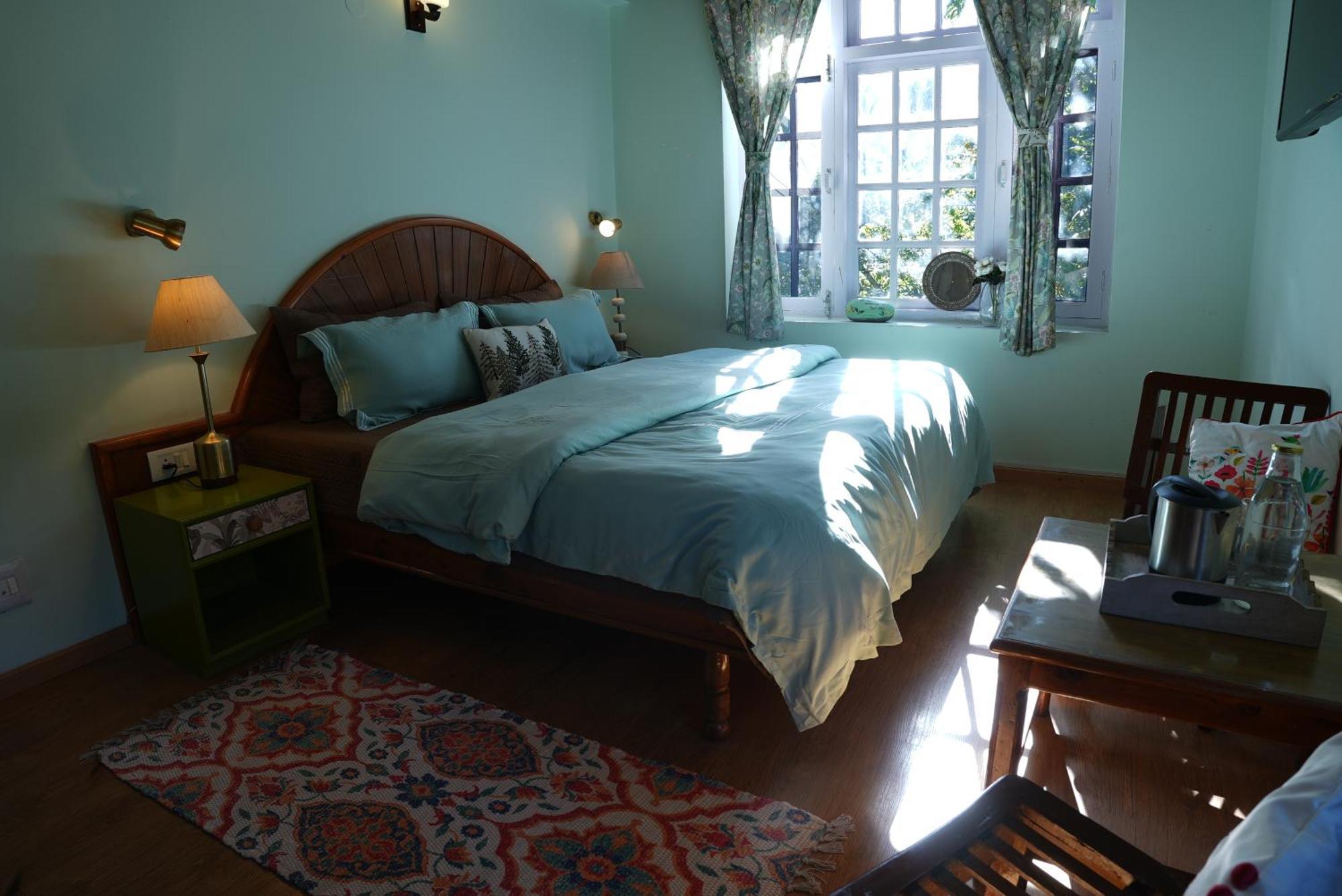 Sundazed By Edenhomes Hotel