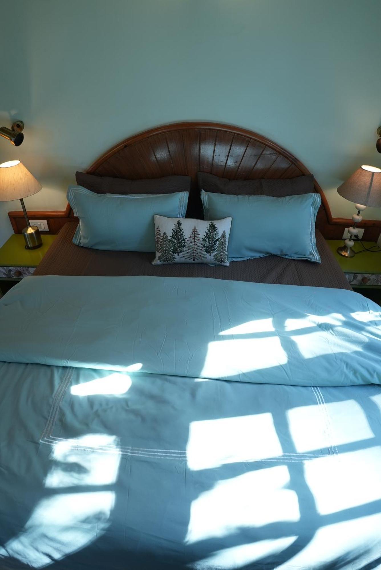 Sundazed By Edenhomes Hotel
