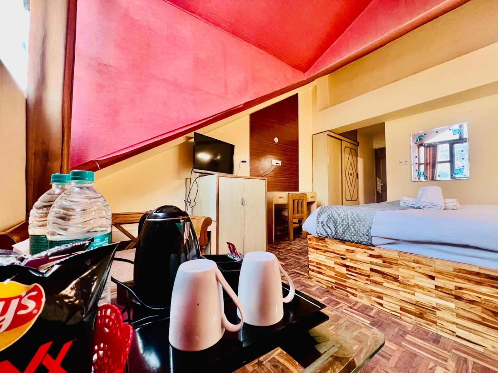 Kalinga Grand - Luxury Comfort !! Travellers Delight !! Budget Friendly !! Prime Location !! Guest Favourite Hotel 4*