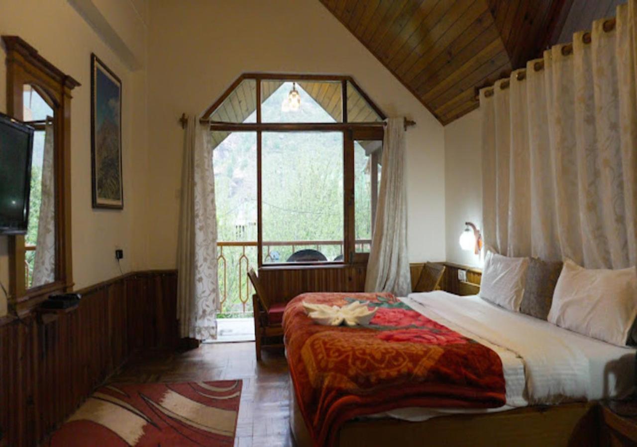 Mrikula Hotel