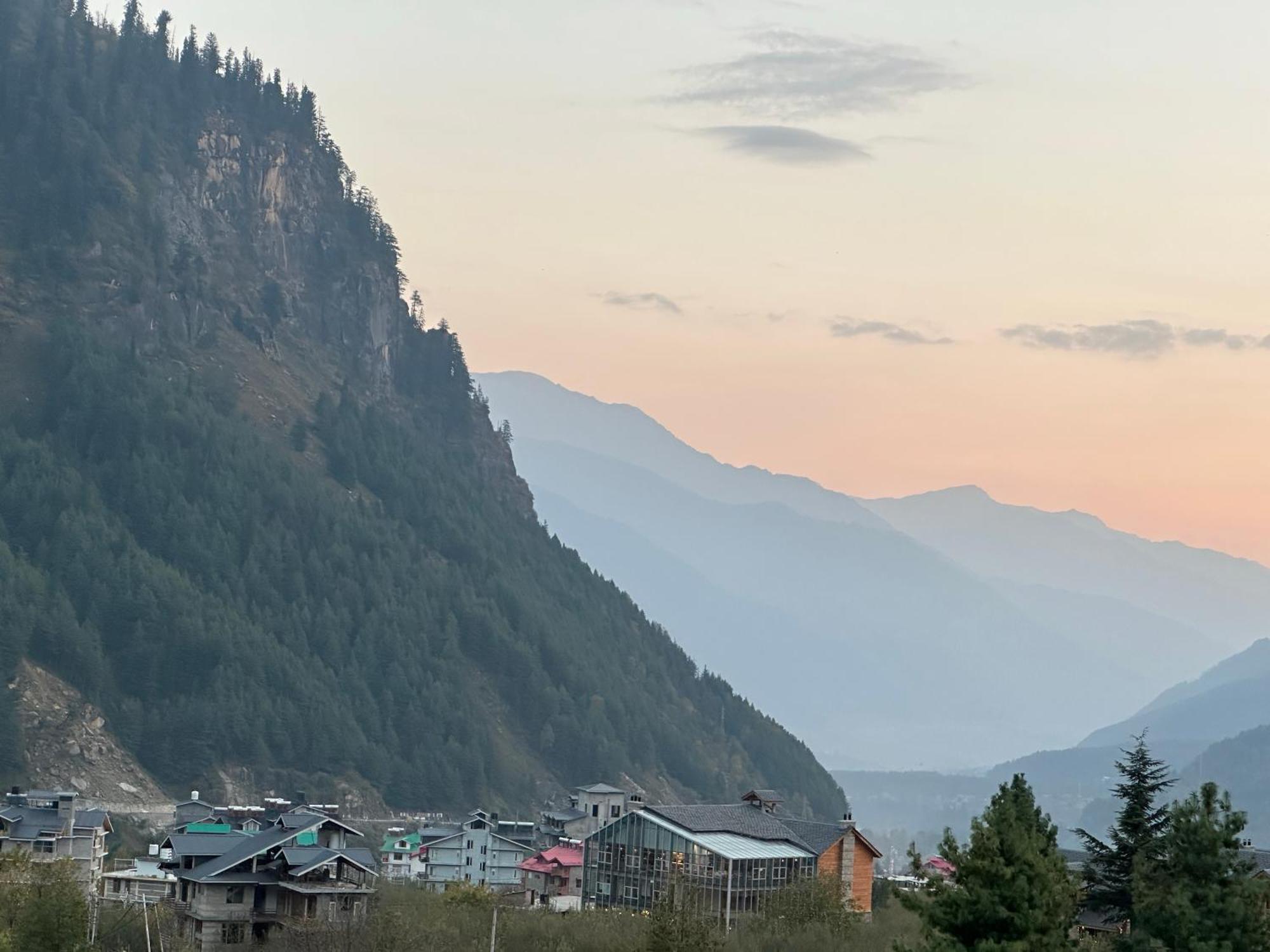 Orzu Boutique Stays Manali Homestay *