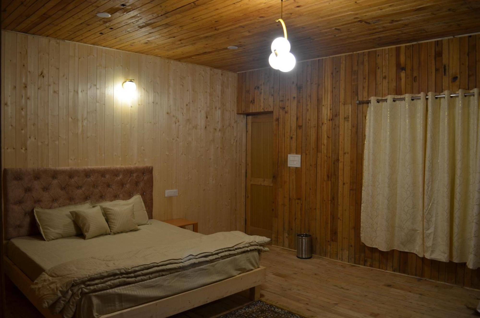 Moonbeam Retreat Lodge Manali (Himachal Pradesh)