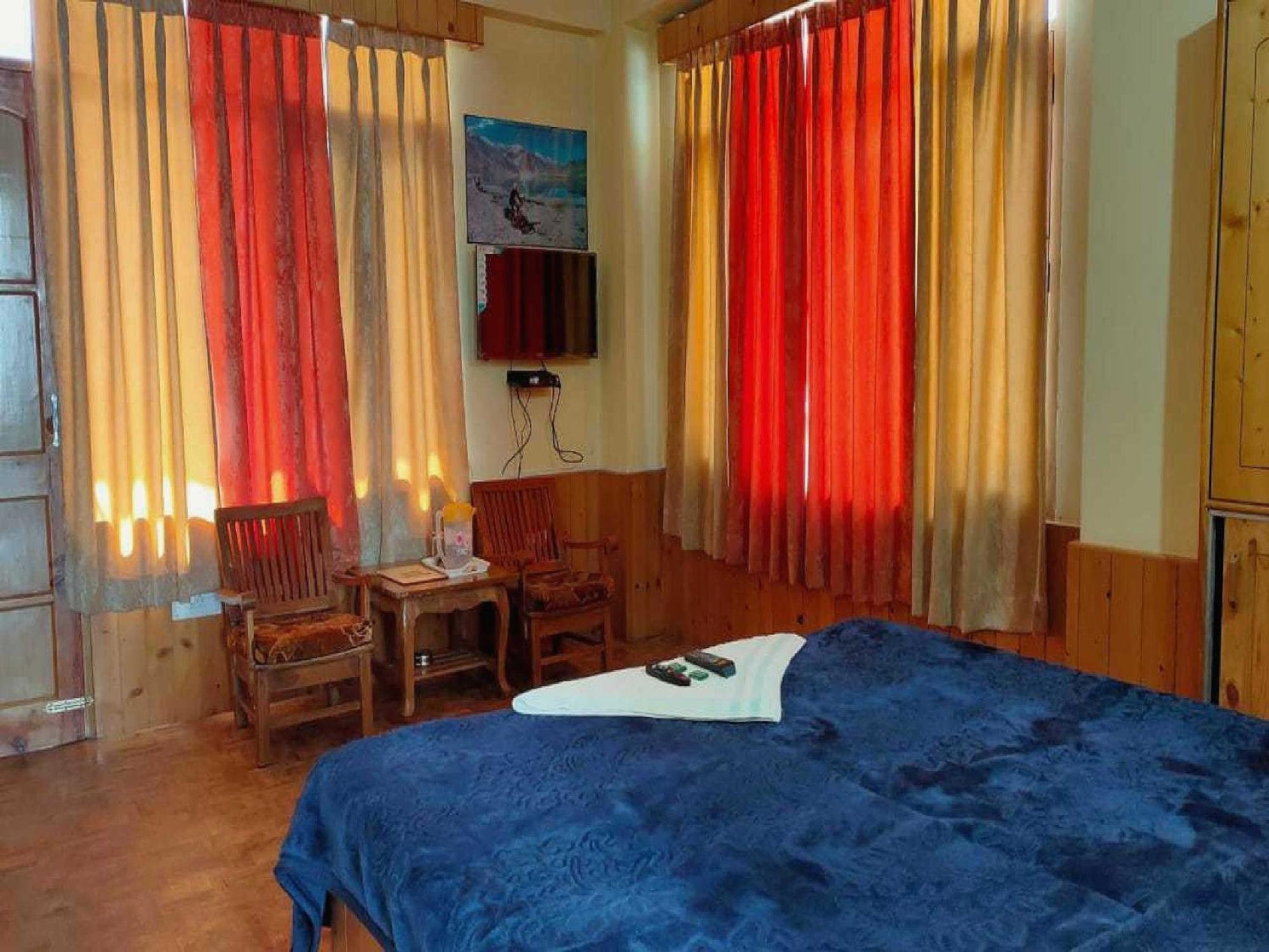 O Antriksh 3* Manali (Himachal Pradesh)