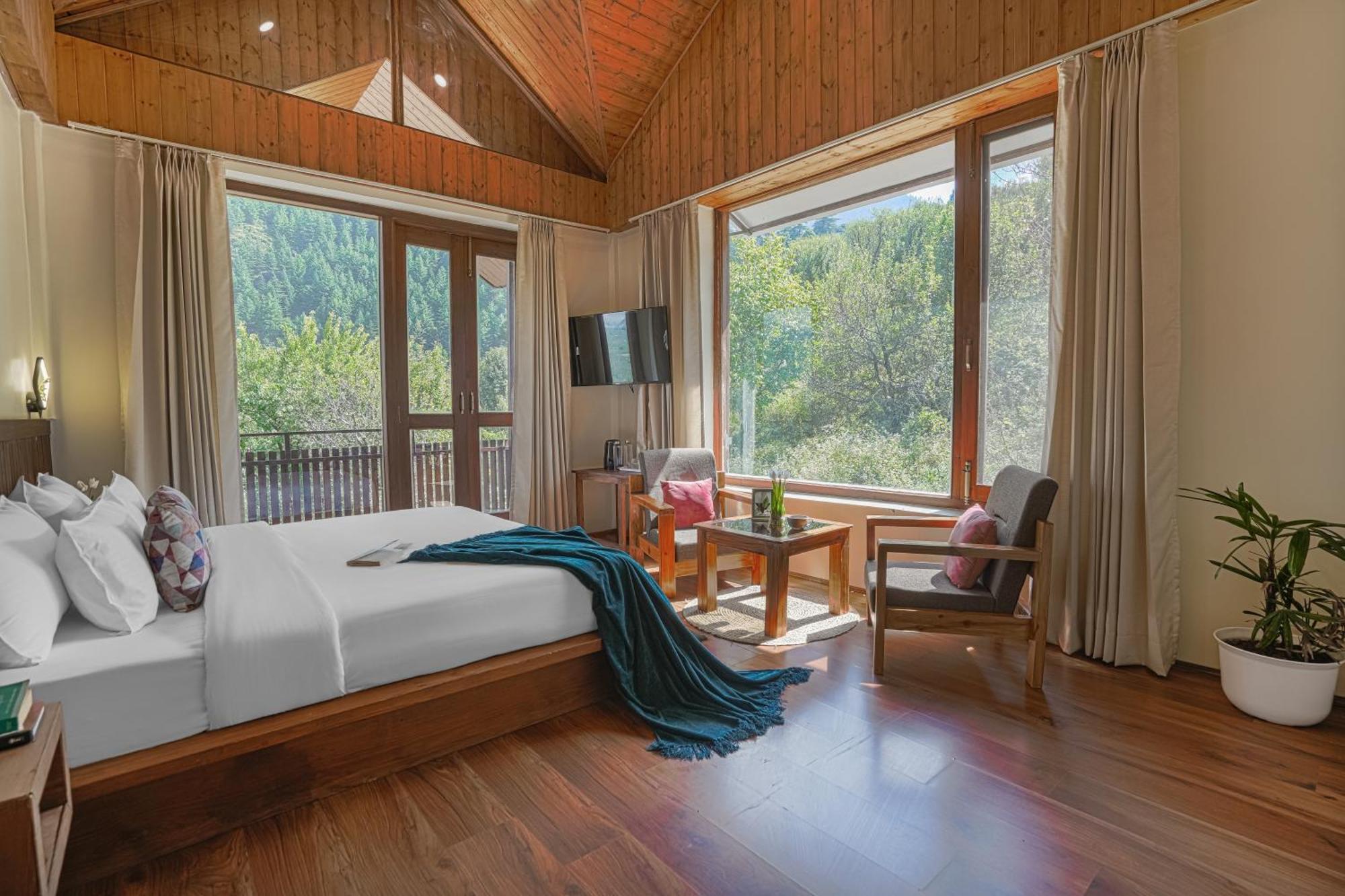 Saffronstays House Of Soyl Villa Manali (Himachal Pradesh)