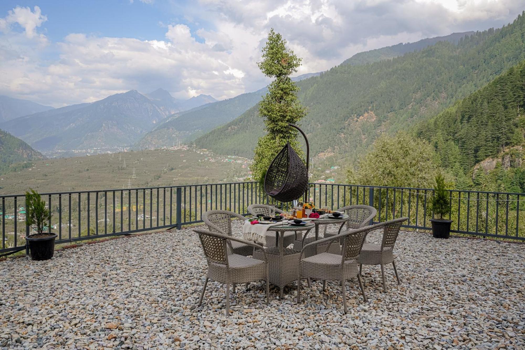 Villa Saffronstays House Of Soyl Manali (Himachal Pradesh)