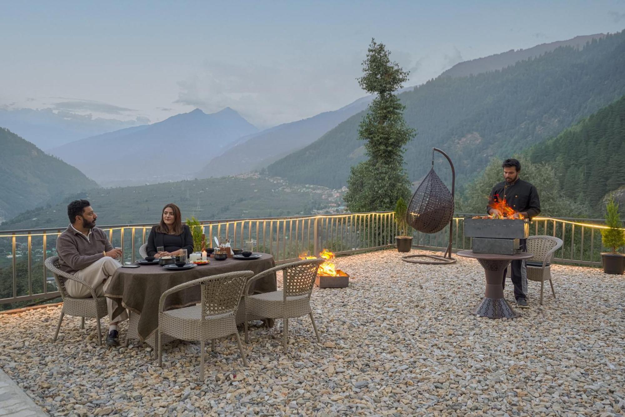 Villa Saffronstays House Of Soyl Manali (Himachal Pradesh)