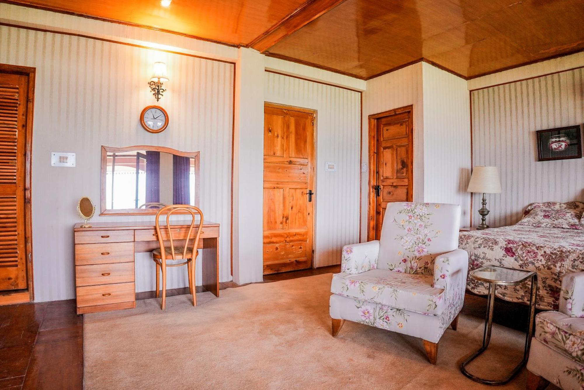 Nalagarh Outhouse By Edenhomes Manali (Himachal Pradesh)