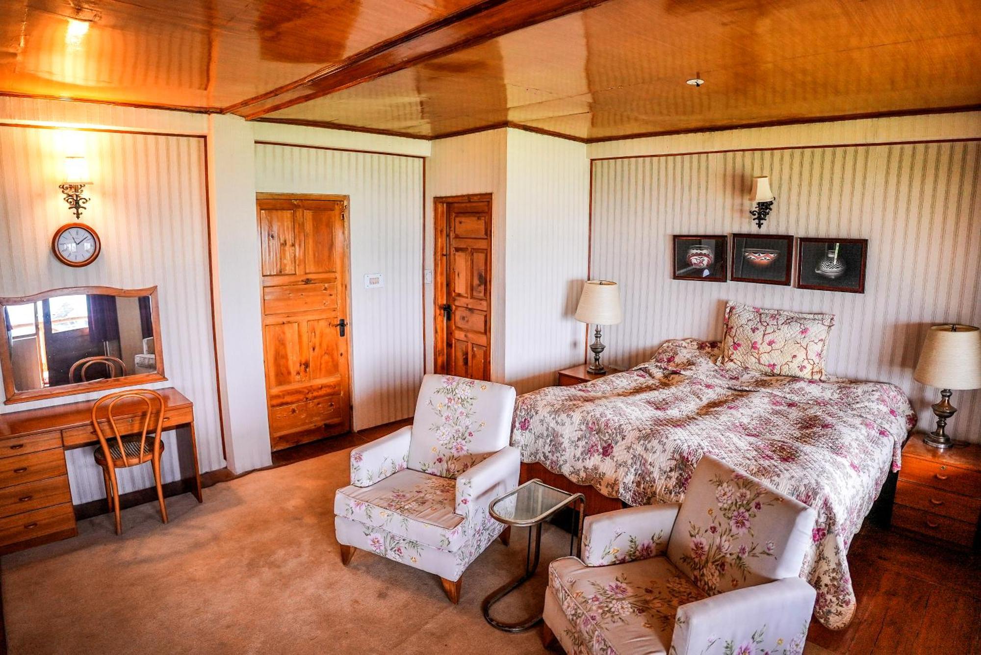 Nalagarh Outhouse By Edenhomes Manali (Himachal Pradesh)