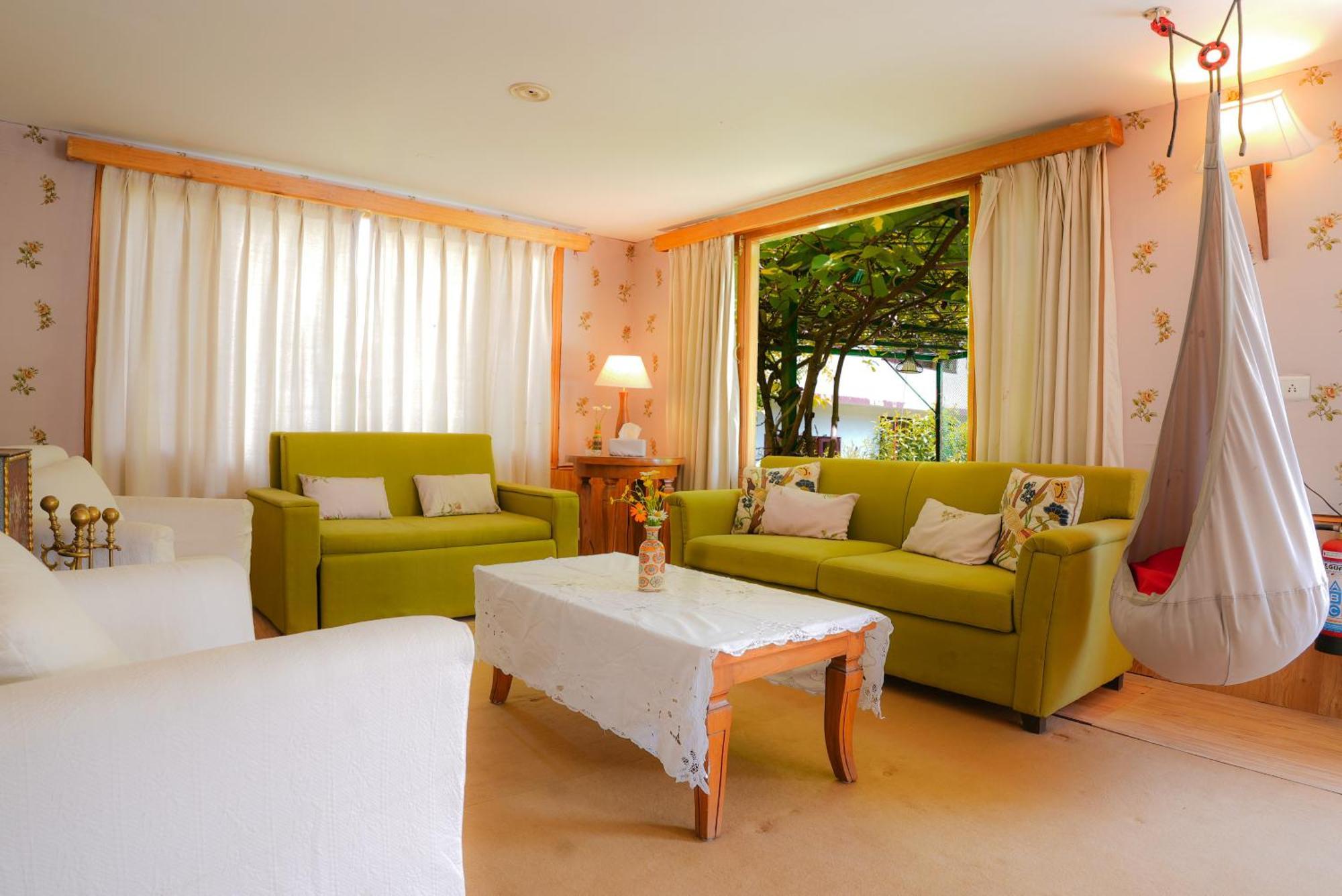 Nalagarh Loghuts By Edenhomes 3* Manali (Himachal Pradesh)