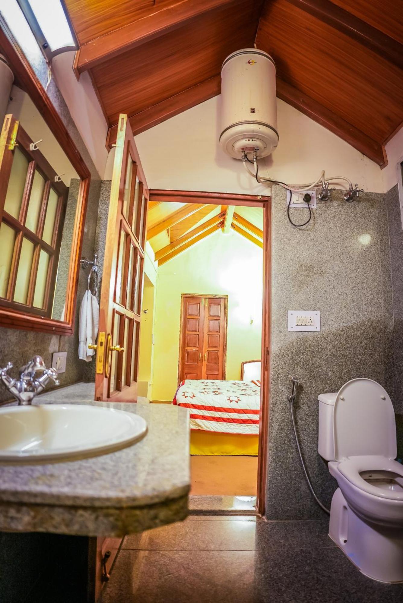 Hotel Nalagarh Loghuts By Edenhomes