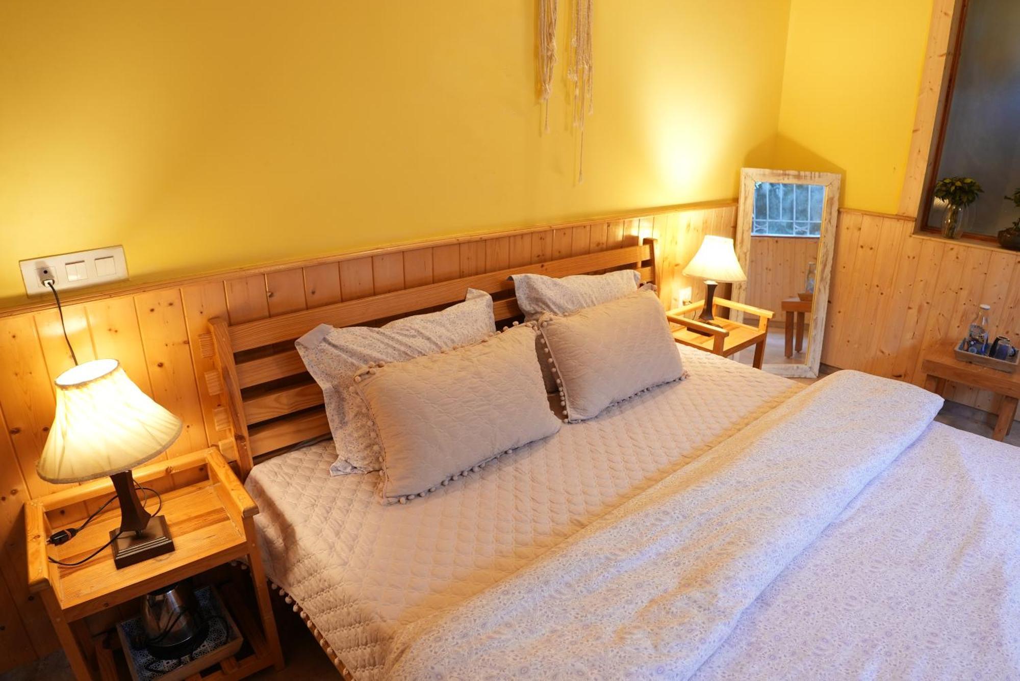 Hotel Westwoodvilla By Edenhomes