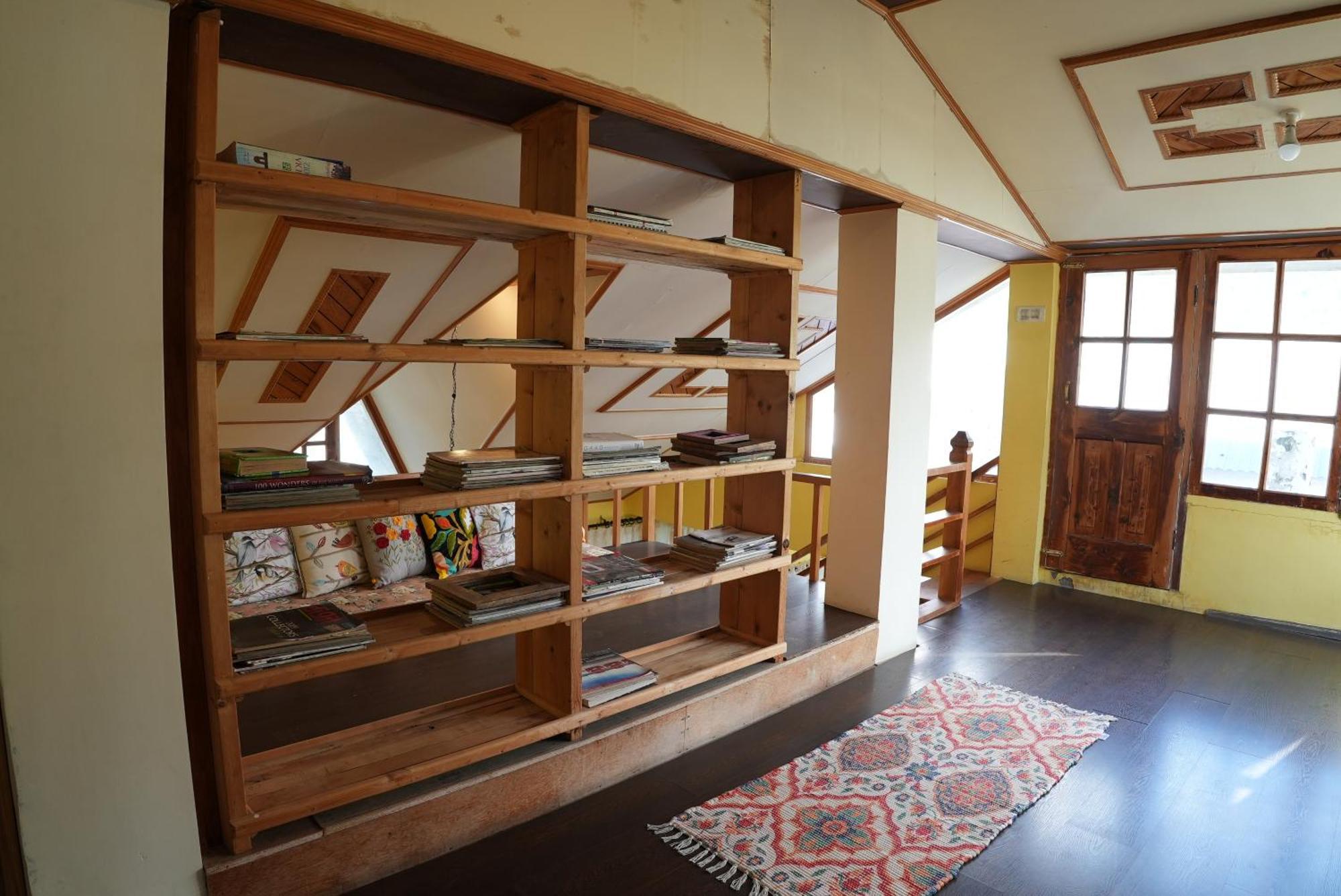 Hotel Westwoodvilla By Edenhomes Manali (Himachal Pradesh)