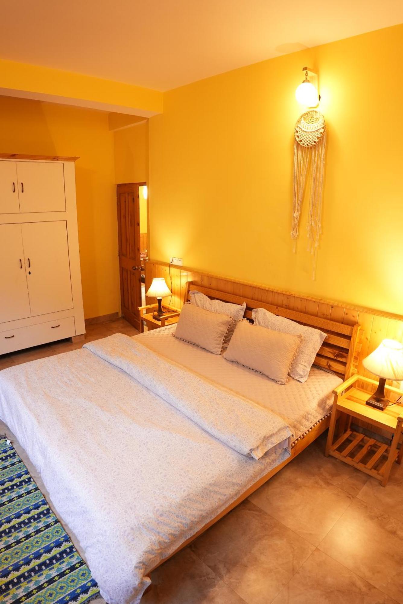 Hotel Westwoodvilla By Edenhomes