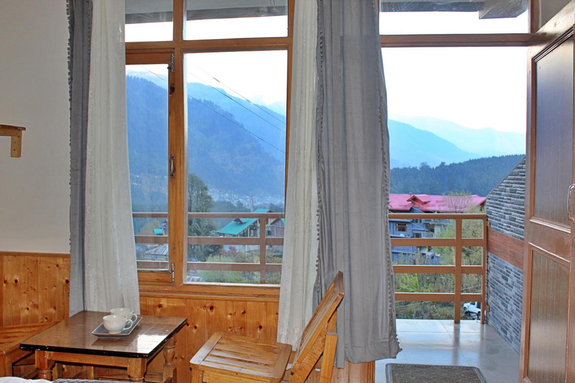 Bayith Cafe And Manali (Himachal Pradesh)