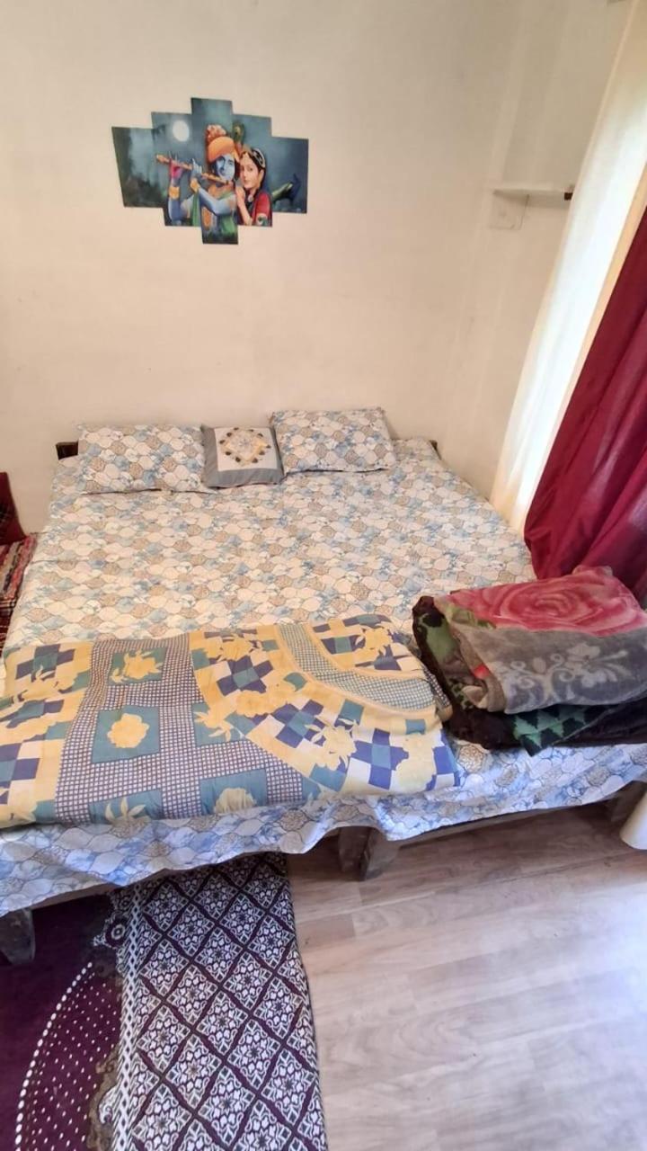Sky Mountains Cozy Bed & Breakfast Manali (Himachal Pradesh)