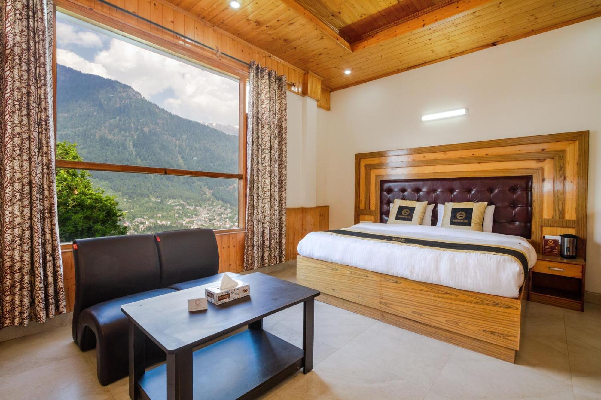 Hotel Cherry Manali (Himachal Pradesh)