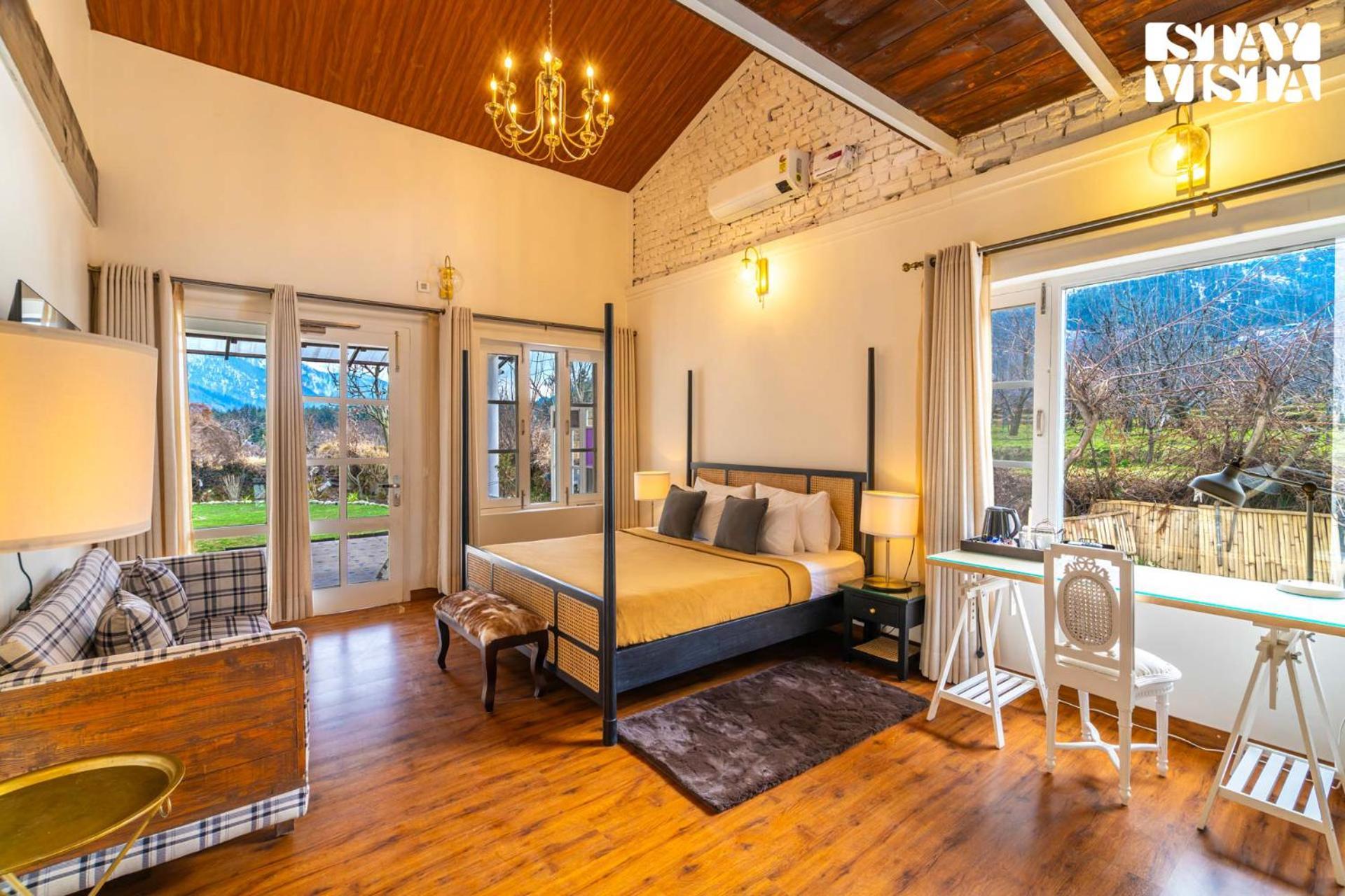Stayvista At Ekaa House With Bbq, Bonfire, Wifi, Lawn & Pet Friendly *