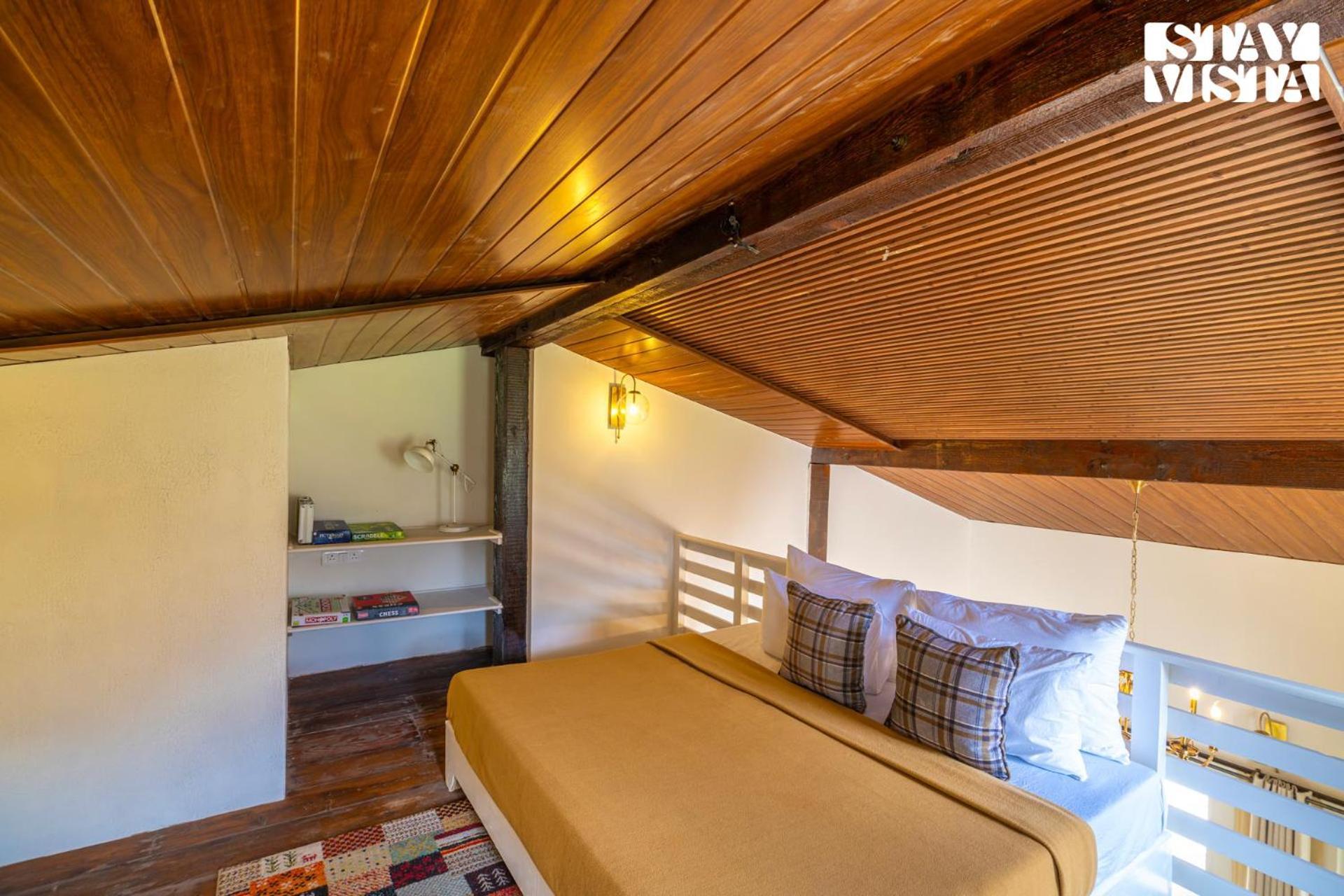 Villa Stayvista At Ekaa House With Bbq, Bonfire, Wifi, Lawn & Pet Friendly