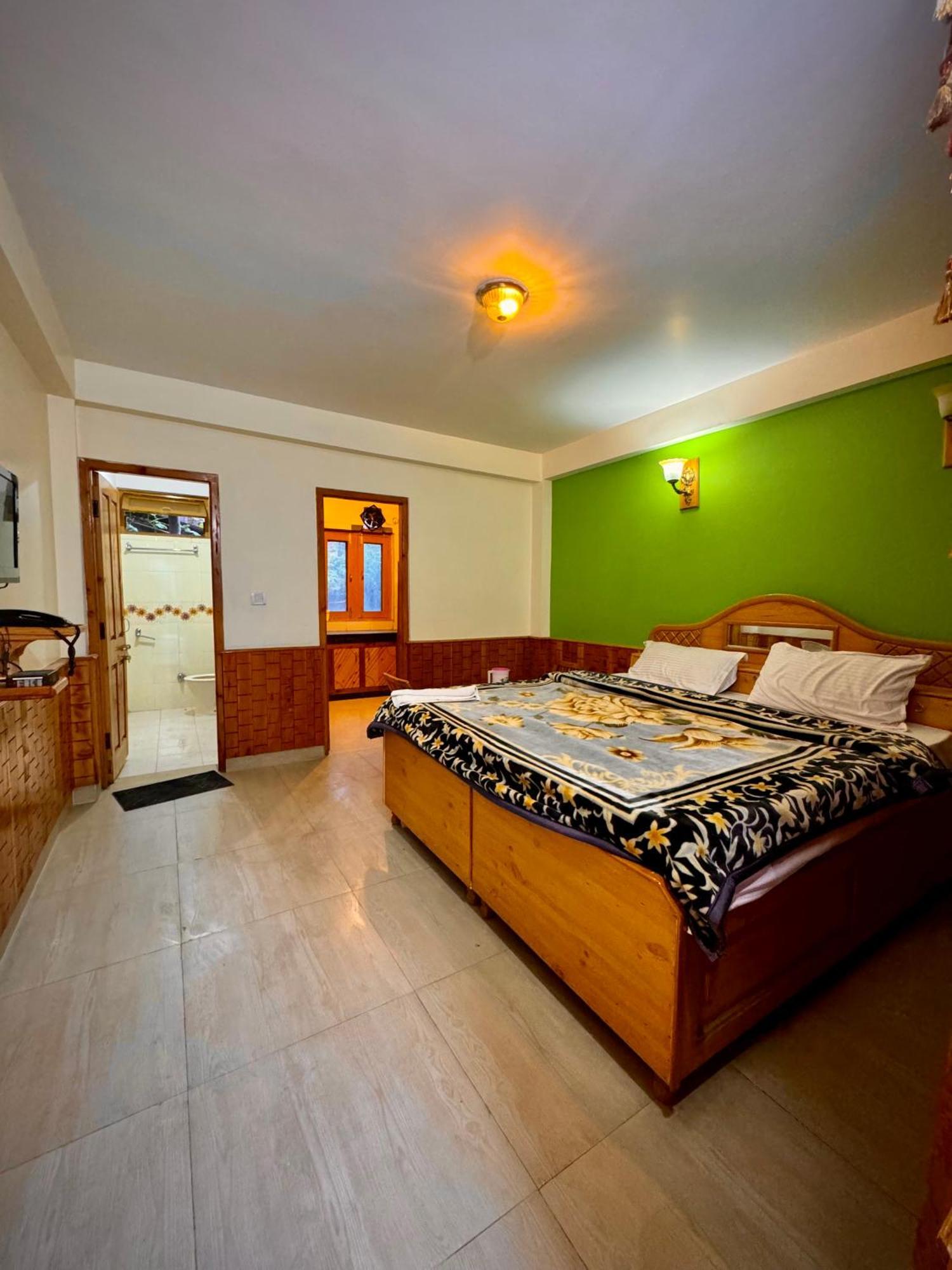 Suraj By The Himalayan Stories 3* Manali (Himachal Pradesh)