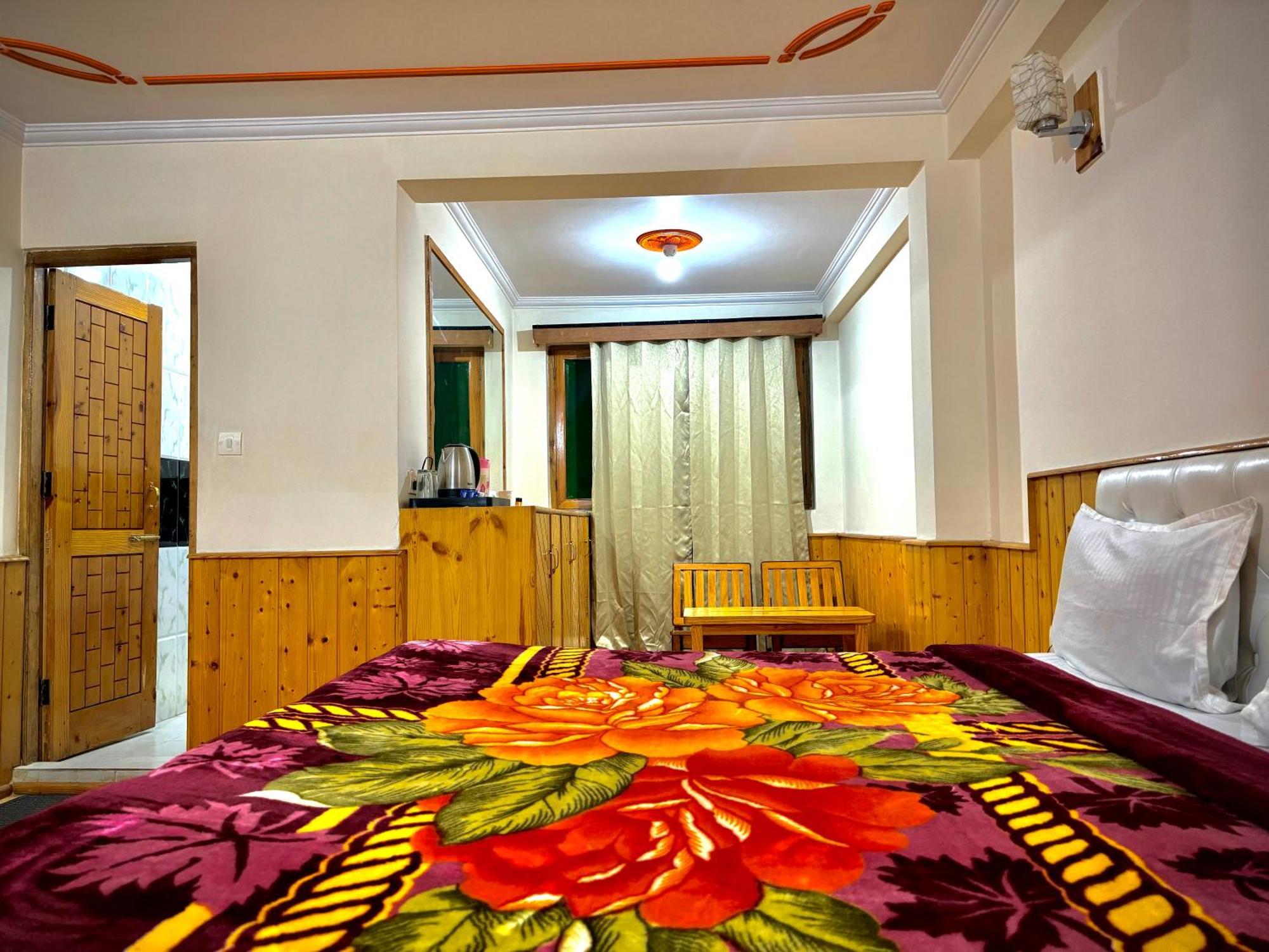 Suraj By The Himalayan Stories Hotel 3*