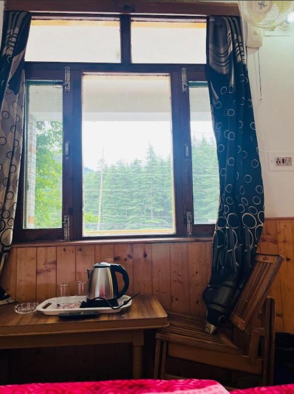 Hotel The Massif Manali (Himachal Pradesh)