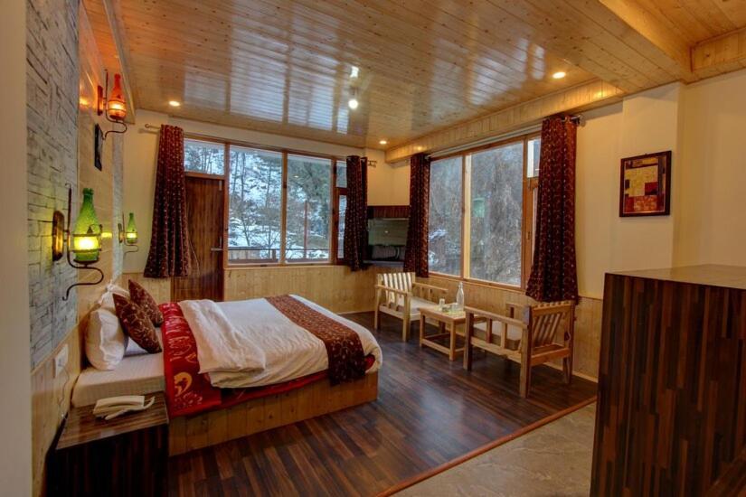 17 Miles Stone, By Shivaneel Hospitality Guest house Manali (Himachal Pradesh)