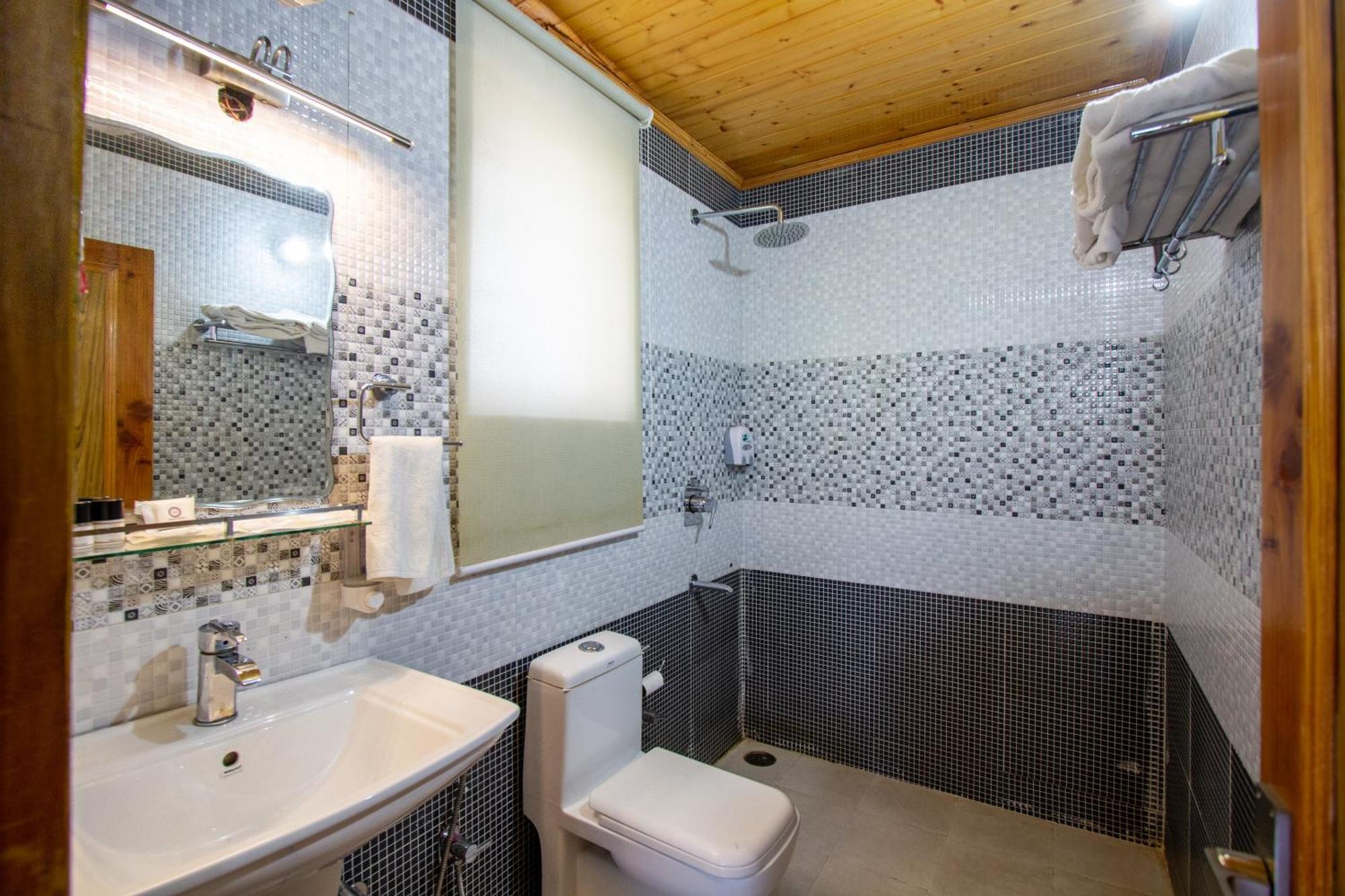 Cherry Hotel 3*