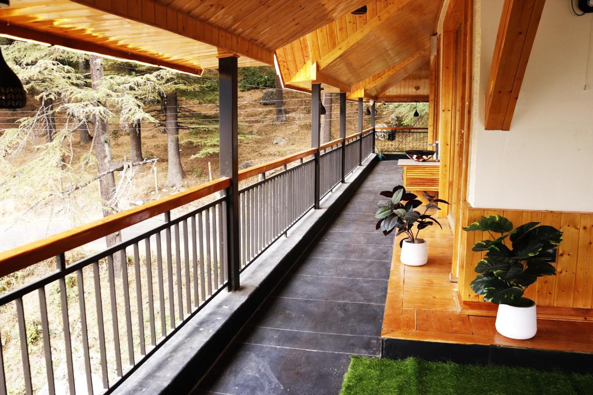 Majestic Cedar Apartment Manali (Himachal Pradesh)