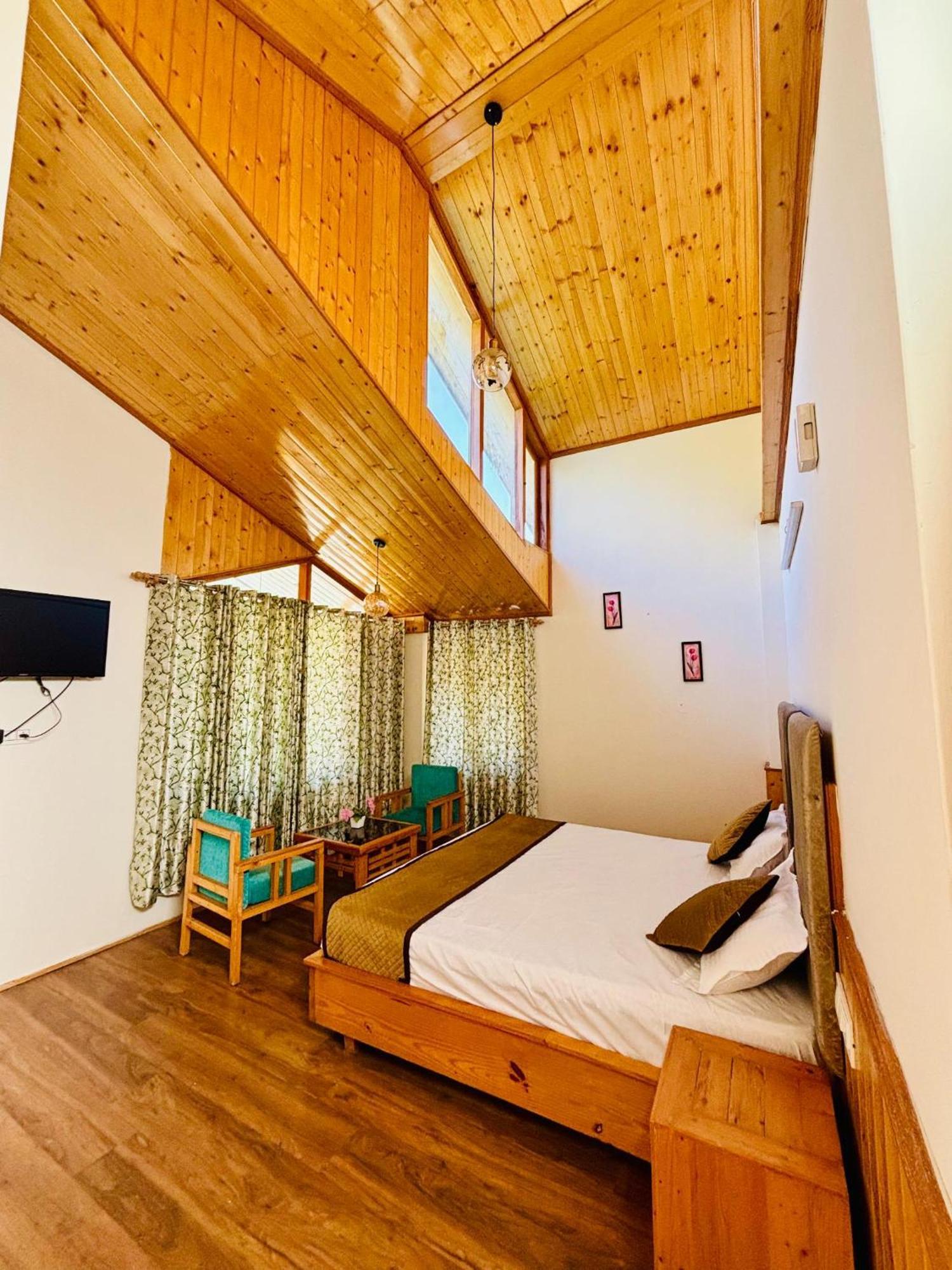Hotel Avantika's Retreat