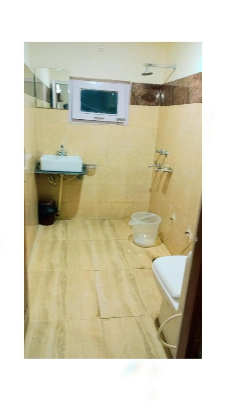 Hotel Jannat 2*