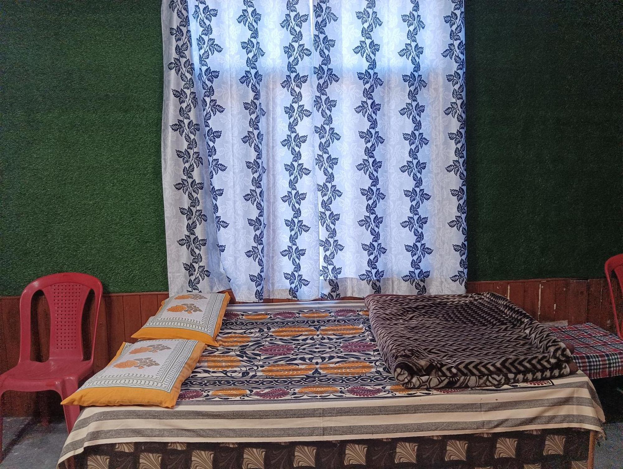 Homestay Roop Mountain