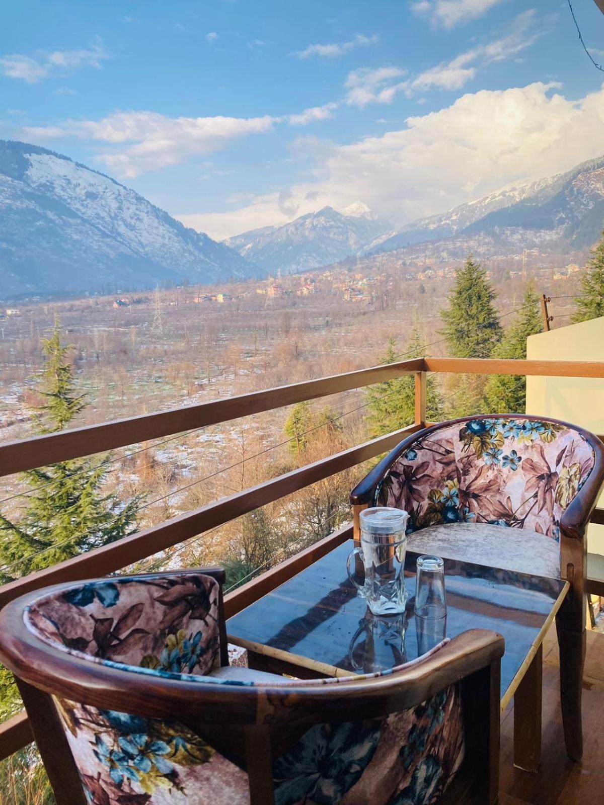 Hotel Snow Crest Residency - A Pure Veg Manali (Himachal Pradesh)