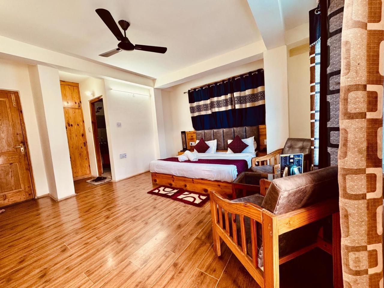 Royal View Guest house 4*