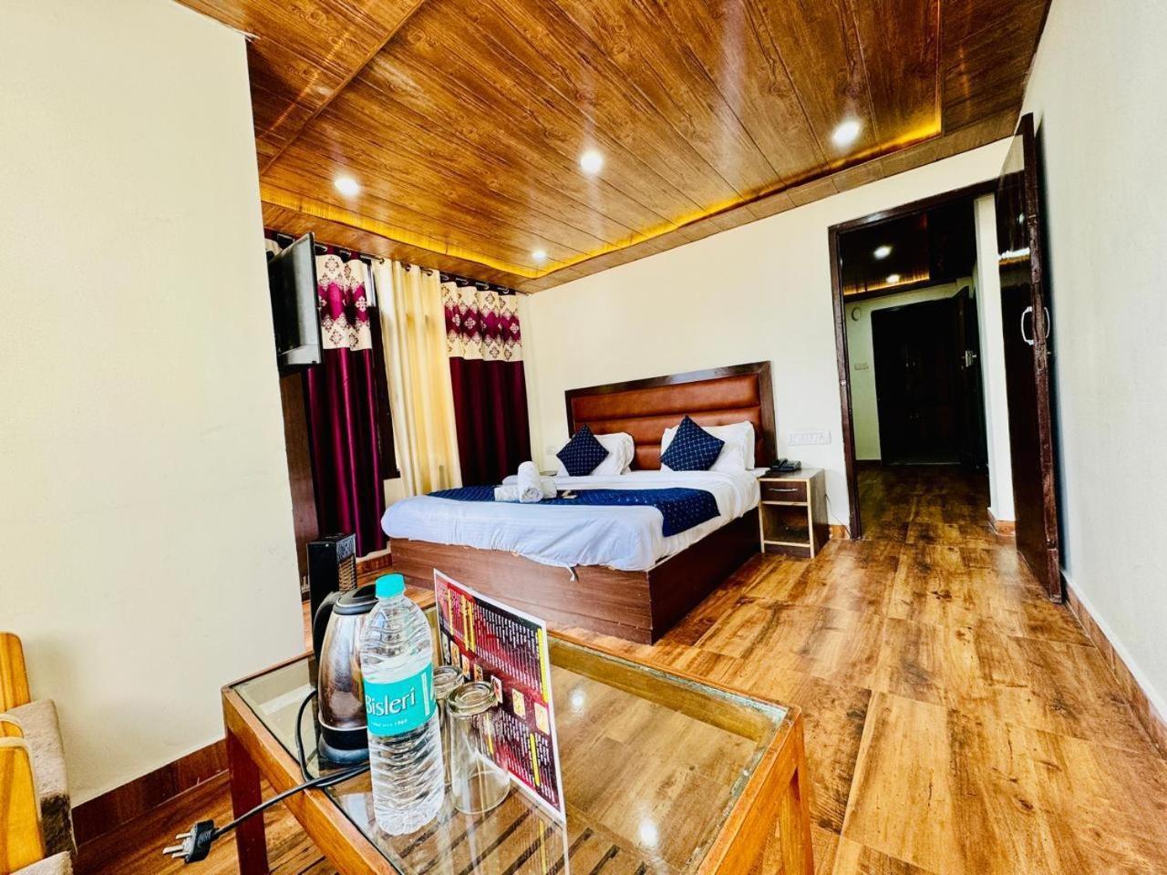 Royal View 4*